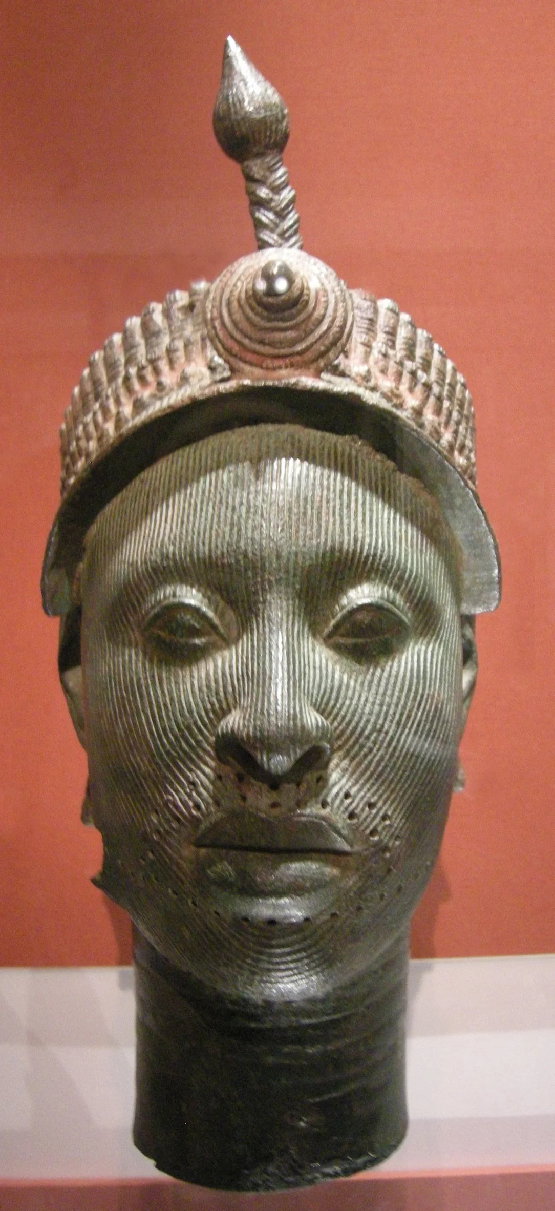 British Museum reference

Af1939,34.1 


Detailed description

The Ife Head


Location

Room 25